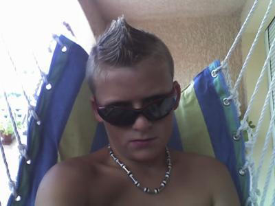 Vic ! Mon ti Frere !! 